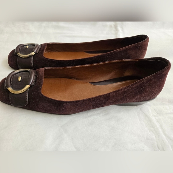 Cole Haan/NIKE AIR 9.5 Brown Suede Classic Flats With Buckle Detail - Picture 5 of 10